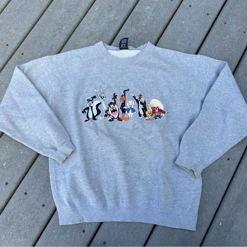Vintage 1997 Warner Bros Looney Tunes embroidered sweatshirt size extra small
